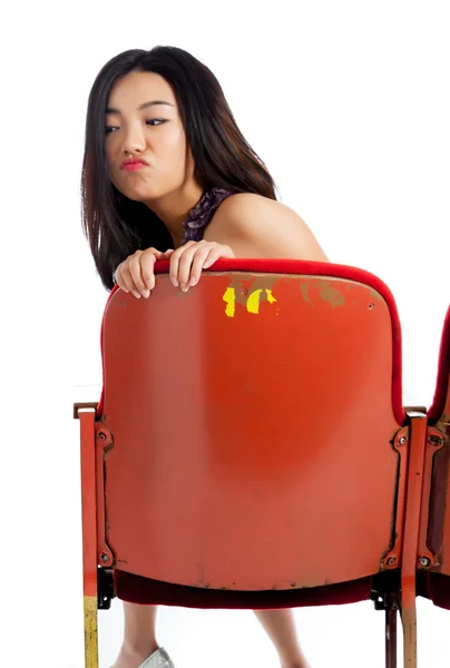 有吸引力的亚洲女孩 20 岁在剧院隔离白色背景 — 图库照片