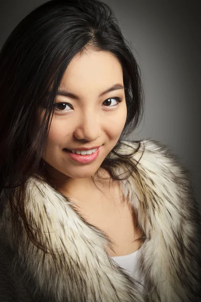 Attractive asian girl 20 years old shot in studio — Stock Photo, Image