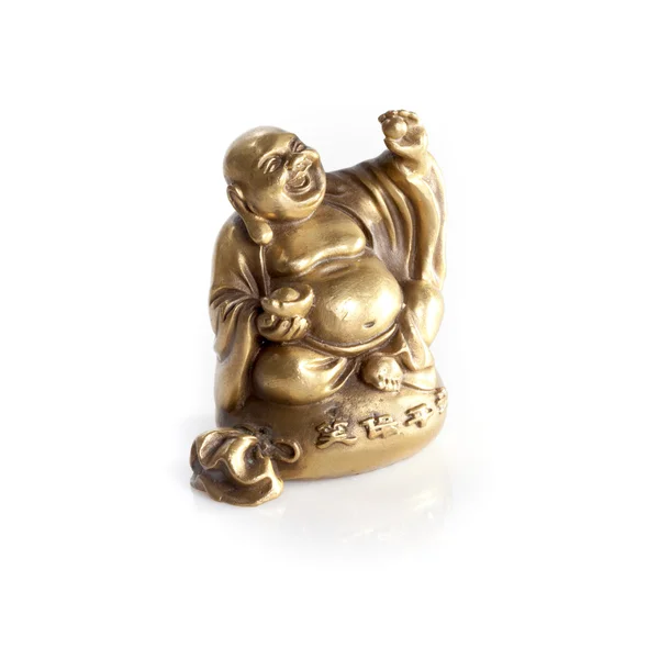 Beyaz zemin üzerine altın buddha izole — Stok fotoğraf