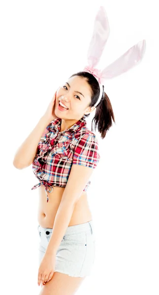Easter bunny kulaklar ile beyaz seksi Asyalı kovboy kızı izole — Stok fotoğraf