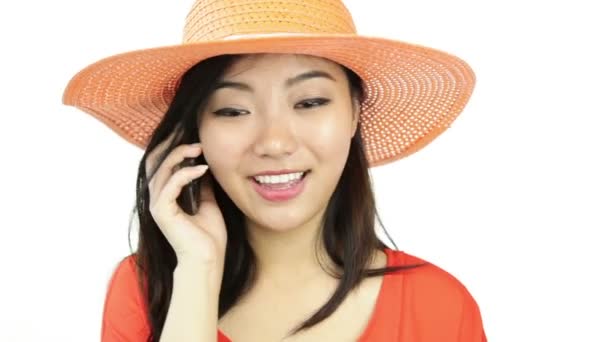 Atractiva mujer con sombrero — Vídeo de stock