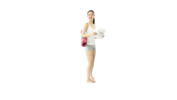 Femme asiatique en débardeur 