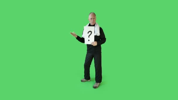 Senior sportsman with question sign — Stock Video