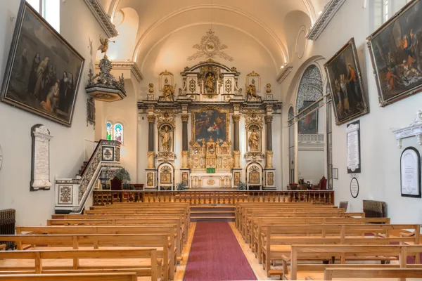 Kerk interieur — Stockfoto