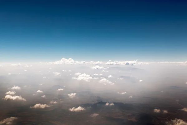 Montes y nubes — Foto de Stock