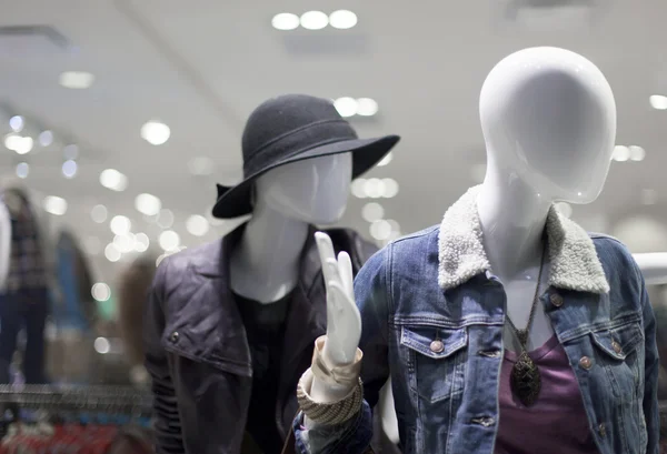 Mannequins en vêtements — Photo