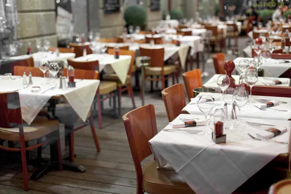 Empty restaurant — Stock Photo, Image