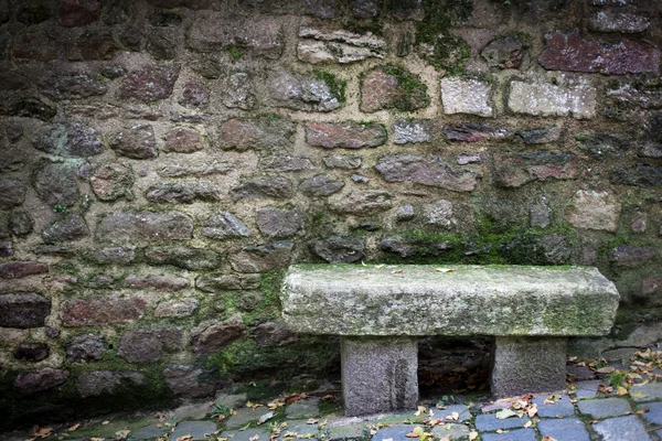 Kamenná lavička — Stock fotografie