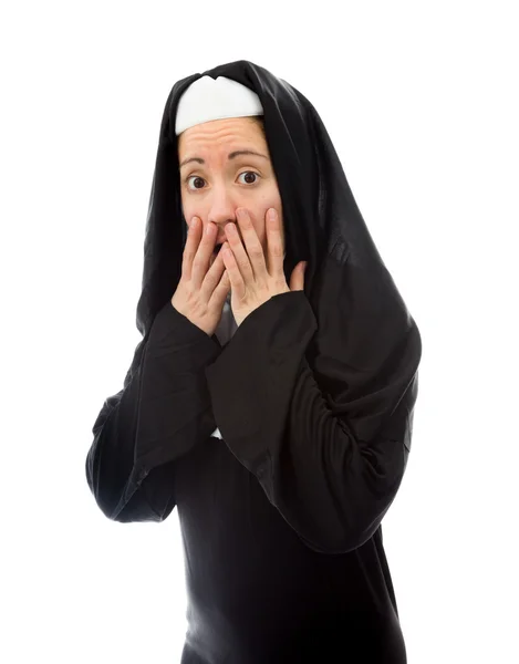 Nonne sieht verängstigt aus — Stockfoto