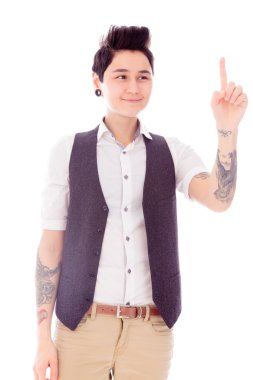 yukarı doğru işaret eden kadın