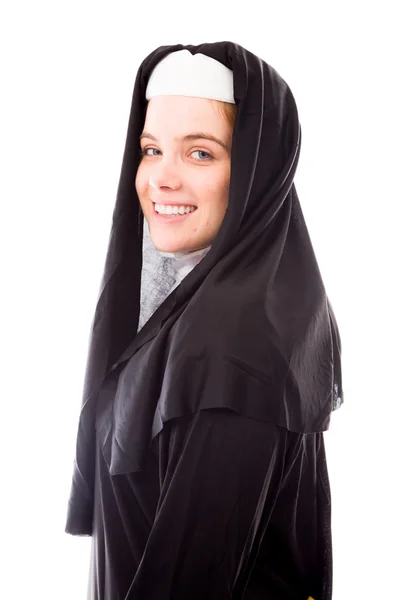Монахиня улыбается — стоковое фото