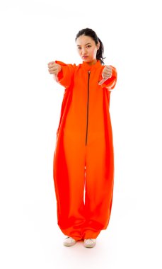 başparmak aşağı işaret