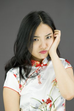 sıkılmış arayan kadın