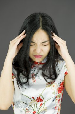 baş ağrısı muzdarip