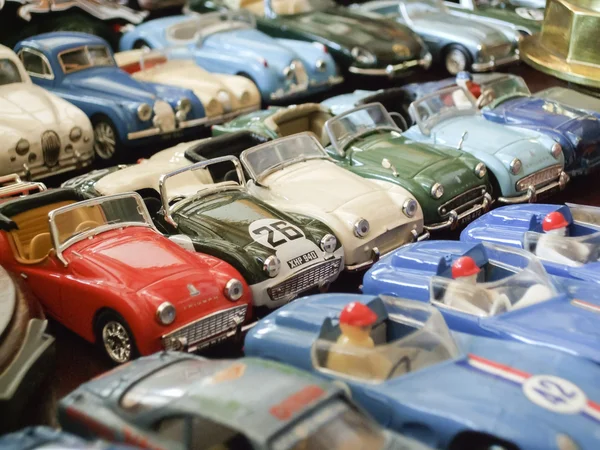 Carros de brinquedo sortidos — Fotografia de Stock