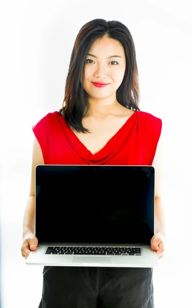 Verkäuferin mit Laptop — Stockfoto