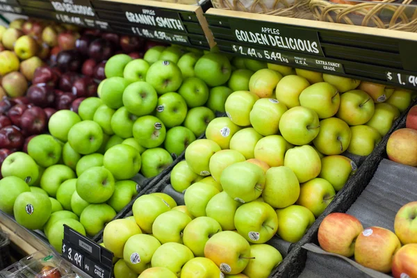 Appels voor sale — Stockfoto