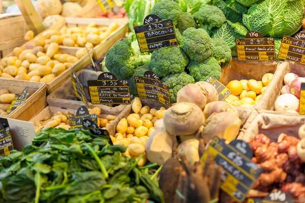 Grönsaker till salu — Stockfoto