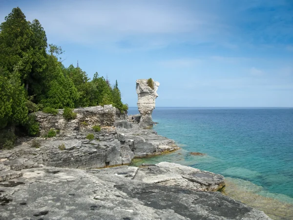 Πετρώματα στην ακτή — Φωτογραφία Αρχείου