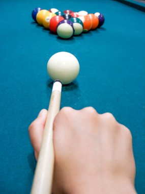 snooker oyuncusu açılış