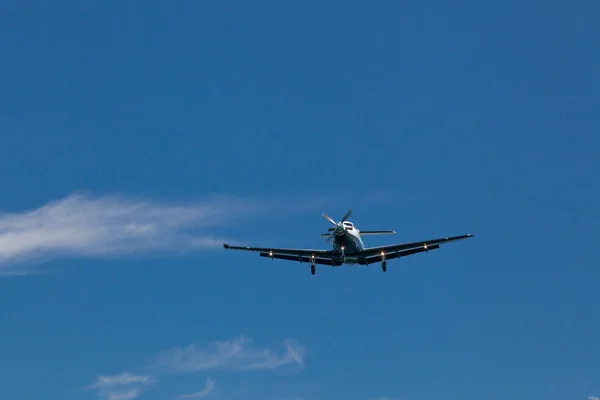 Flying Airplane — Stock Photo, Image