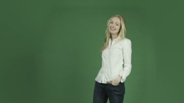 kadın komik gülüyor