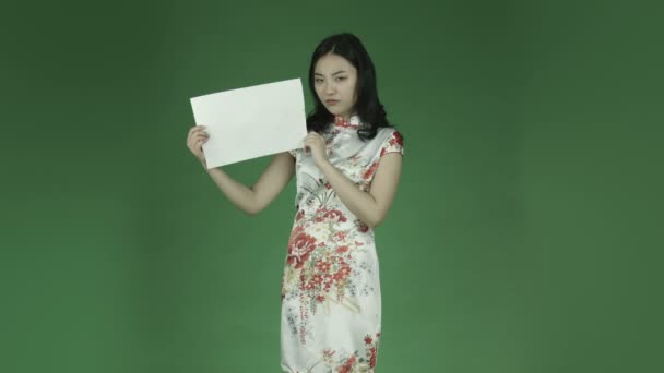 Mulher asiática com branco — Vídeo de Stock