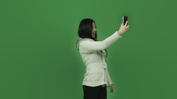 Girl taking selfie photography — Stock Video