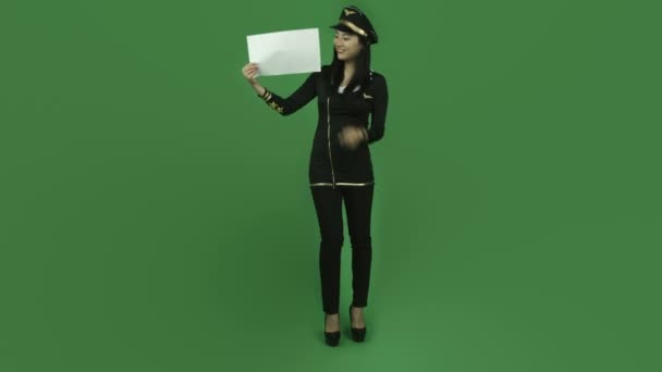 Air hostess holding blank sign — Stock Video