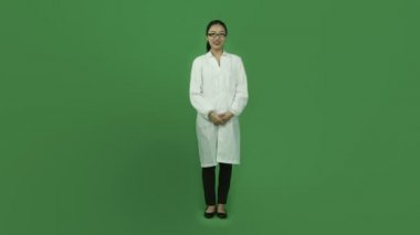 Asyalı kız bilim adamı