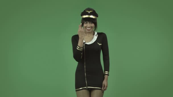 Stewardess drückt die Daumen — Stockvideo