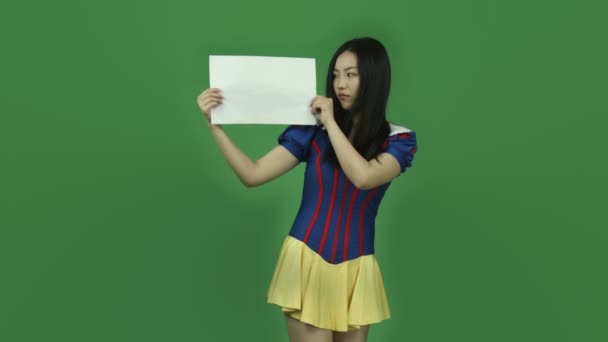 Snow white with blank sign — Stock Video
