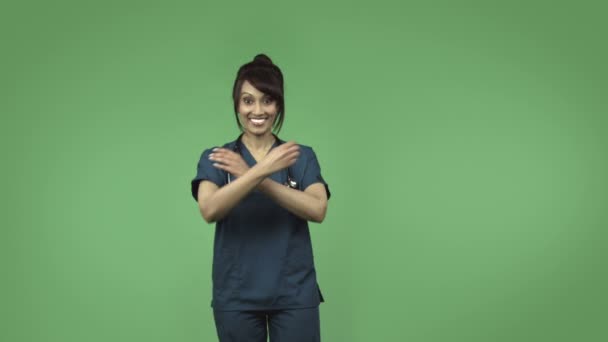 Indien femme médecin confiant — Video