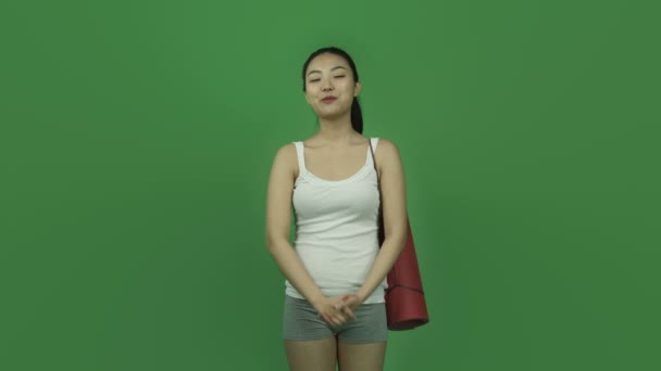 Sporty girl with interview talking — Stock Video