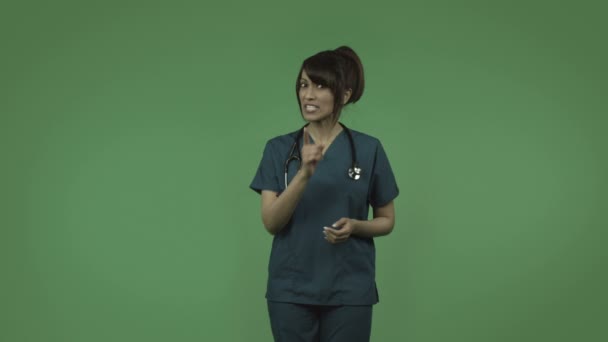 Indický ženský lékař — Stock video