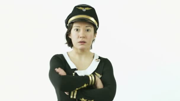 Air hostess with arms crossed — Stock Video