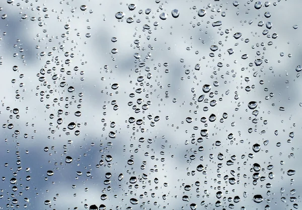 ฝนตกบนกระจกหน างหมอกด านหล งเป องฟ าเมฆ รูปภาพสต็อกที่ปลอดค่าลิขสิทธิ์