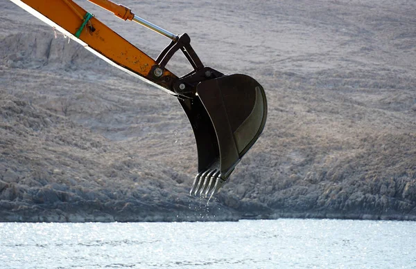 Digger Crane Digs Seabed Grabs Rocks Seabed Seacoast — 스톡 사진