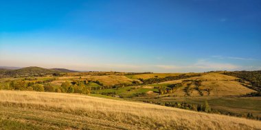 Günbatımında Karpatlar 'ın sonbahar manzarası
