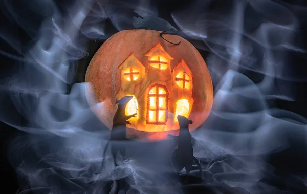 Halloween Snidade Pumpa Slott Med Råtta — Stockfoto
