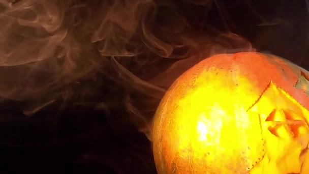 Halloween Faragott Tök Kastély Patkány Mozgás Füst — Stock videók