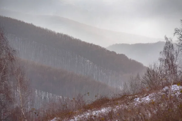 Peisaj Munte Acoperit Zăpadă Ora Apusului Iarnă — Fotografie, imagine de stoc