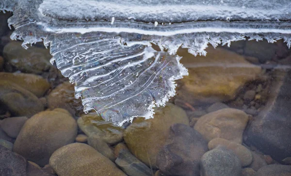 Belle Glace Sur Une Rivière Montagne Hiver — Photo