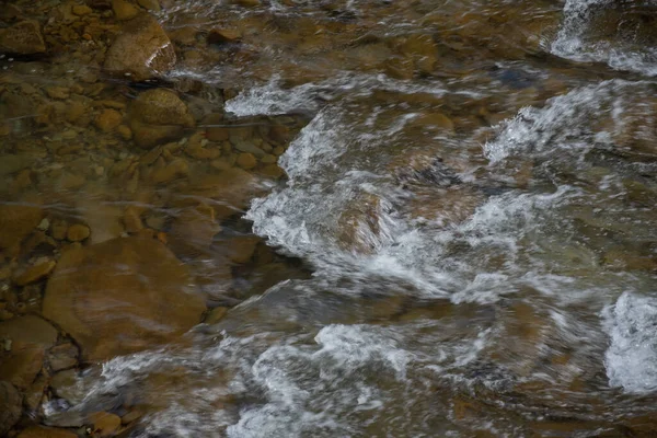 Cascade Orageuse Dans Forêt Montagne Printanière — Photo