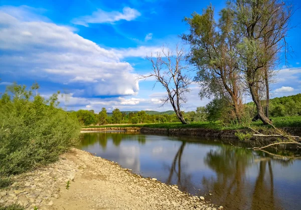 Montaña Río Día Soleado Paisaje — Foto de Stock