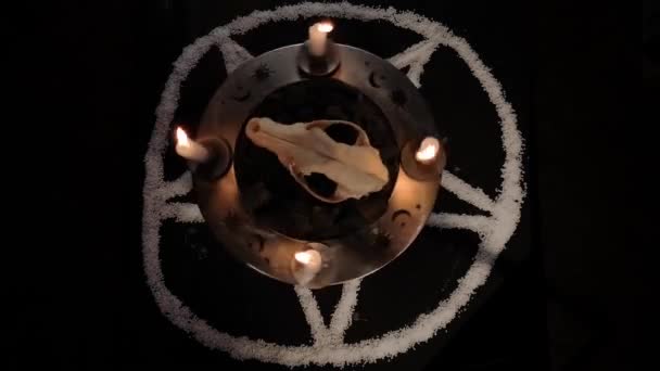 オカルトシンボルの比喩的な静物画 — ストック動画