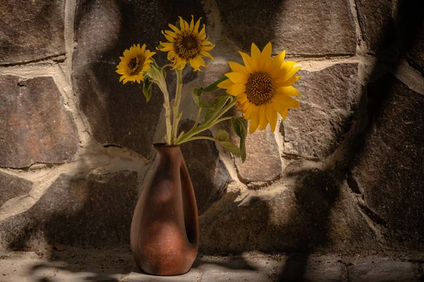 Bouquet of sunflowers in a vase