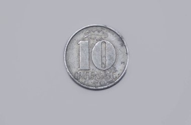 Reverse of a 1965 German 10 pfennig coin