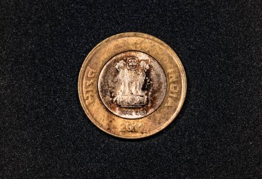 Obverse of a 2011 Indian 10 rupee coin