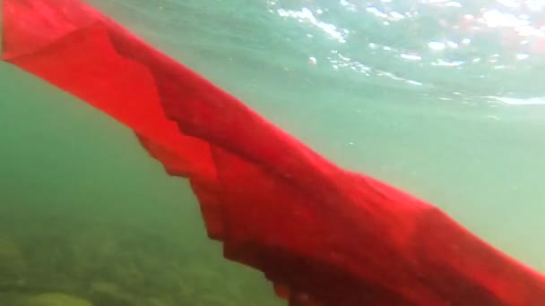 Underwater Landscape Sun Rays Mountain River Red Cloth — Vídeos de Stock